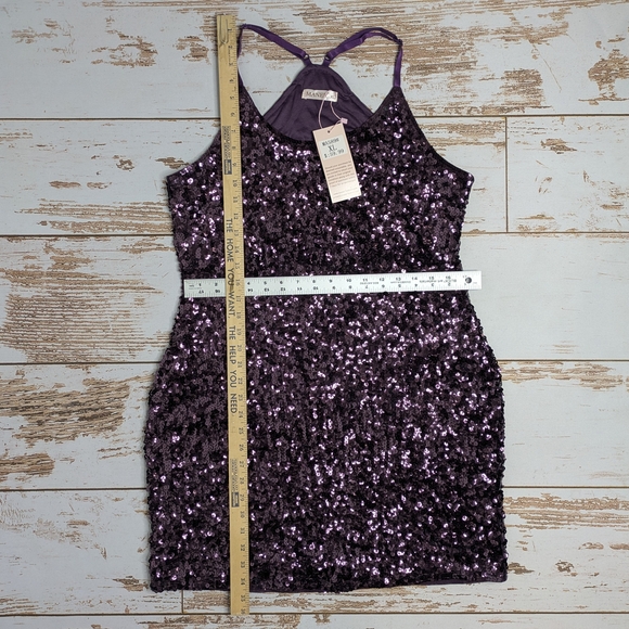 Elegant Purple Sequin Dress - Picture 4 of 10